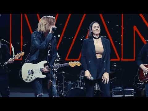 Видео: IVAN и Елена Есенина - Без тебя | Концертное видео | Живой звук