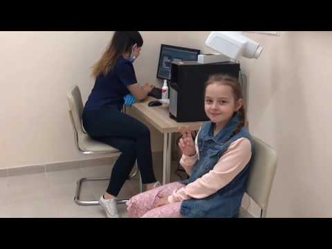 Видео: Удаление зуба у ребенка в стоматологии Дентал Клиник Плюс