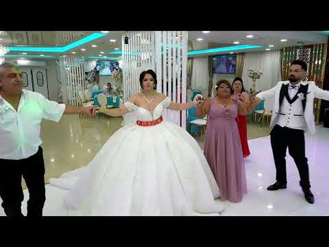 Видео: Сватба на Илонка и Ергюл