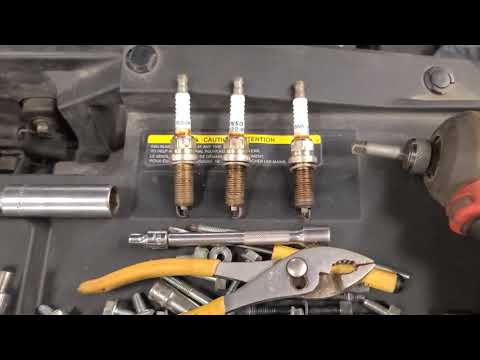 Видео: Замена свечей зажигания Nissan Murano 2015 года с индикатором неисправности MIL и вибрацией вариа...