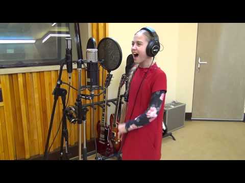 Видео: Софья Фисенко - "Тальяночка"