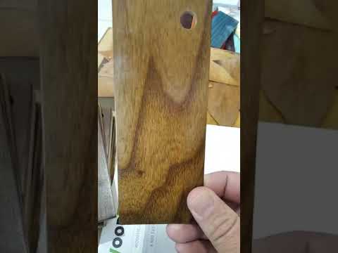 Видео: Морилка для дерева. Образцы видов морилок (красителя) на ясене. Видео 2