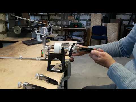 Видео: Точилка Профиль К03. Погрешность клинка при перевороте.