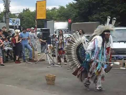 Видео: 2. Camuendo Marka. Уличный концерт возле м. Сходненская
