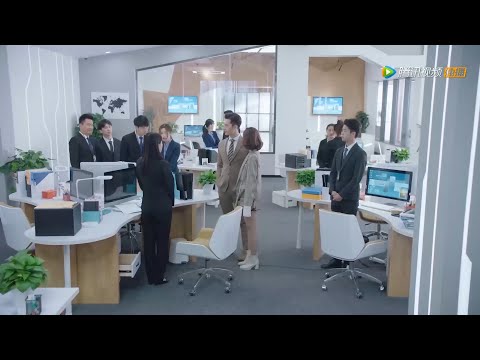 Видео: Золушку обидели,властный генеральный директор доказал ее невиновность:она была со мной прошлой ночью