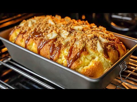 Видео: Яблочный пирог бабушки за 5 минут! 🍎 Будете печь каждый день! Просто и вкусно!