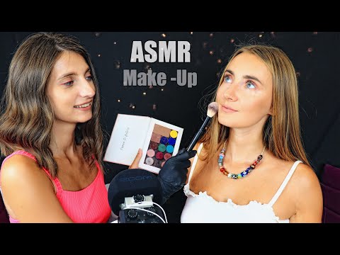 Видео: ASMR MAKEUP Artist my SISTER does my Make-Up | АСМР СЕСТРА визажист ДЕЛАЕТ МНЕ МАКИЯЖ