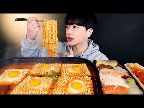 Видео: Пряный рамэн, кимчи, лосось MUKBANG ★