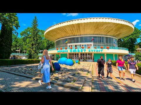 Видео: МОРШИН 2025 | Чи є Люди на Курорті? Які Ціни на Відпочинок? Літній Сезон у Самому Розпалі! 4к |