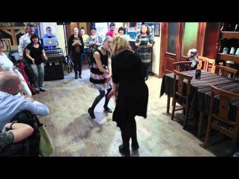 Видео: Жени и Хриси - Правилата ;-)