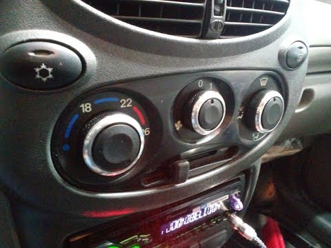 Видео: Крутилки печки из китая на Ладу Калину  без переделок! SE заглушки!