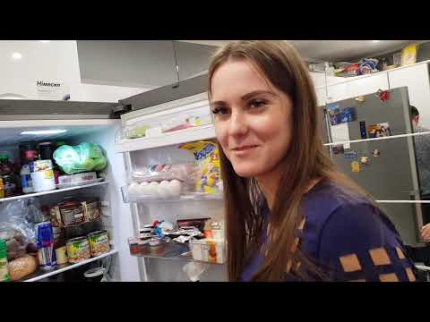 Видео: Пришла Юля..Ажиотаж вокруг подъезда