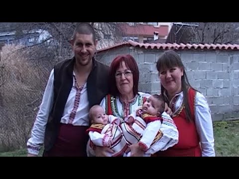 Видео: Сурва 2022 г. в село Крупник кв. "Овча купел" - при Кметицата