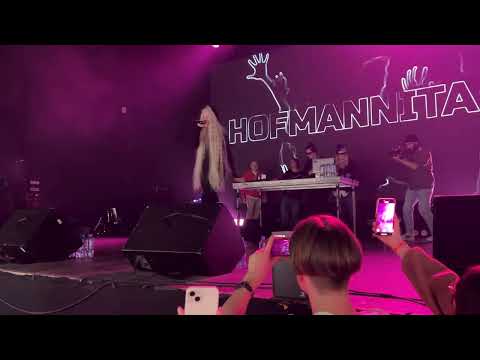 Видео: HOFMANNITA — Выход на сцену + Ничего я не хочу (27.03.25, @Sound, Санкт-Петербург) #hofmannita