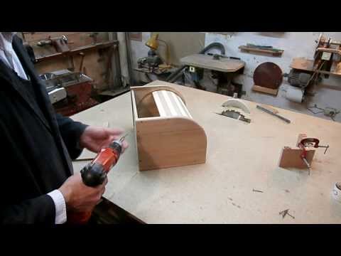 Видео: Поделки из дерева на фрезерном станке. Хлебница. Wooden bread box homemade.