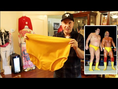 Видео: НЕВЕРОЯТНАЯ коллекция памятных вещей, связанных с рестлингом, от ДОКА Мартина