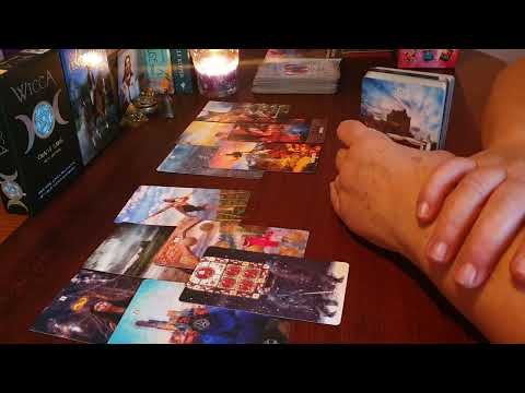 Видео: Третият между нас?💘💫