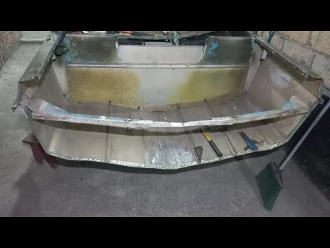 Видео: Ремонт транца лодки обь-3. Без использования фанеры