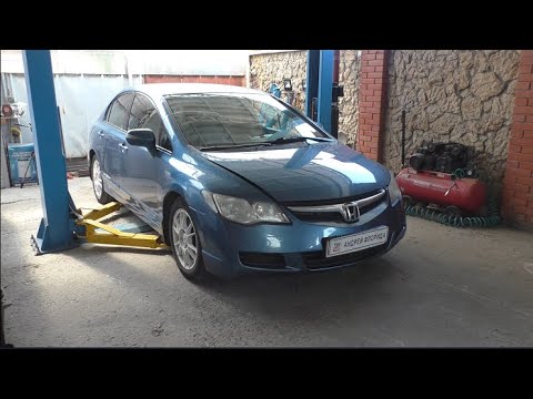 Видео: Переборка переднего суппорта на Honda Civic 1,8 Хонда Цивик 2008 года