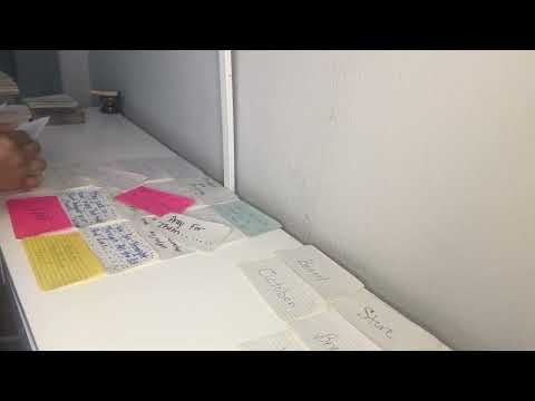 Видео: Та соседка, которая устроила стрельбу и пыталась подписать на тебя — она бредит.