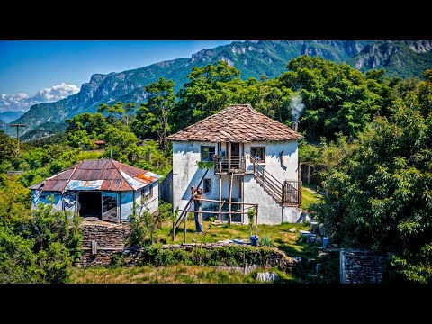 Видео: ПРОЖИВАНИЕ В 100-ЛЕТНЕМ ИСТОРИЧЕСКОМ ДОМЕ В БОЛГАРИИ / НОМЕР В СТИЛЕ КЕМПИНГА