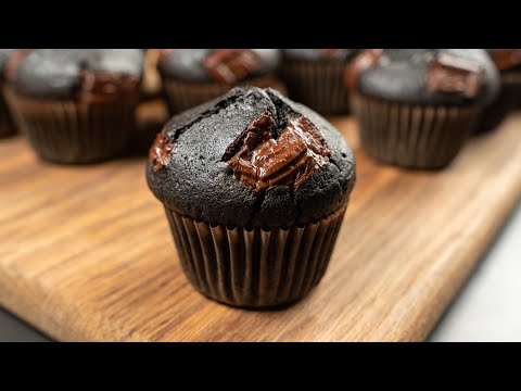 Видео: ШОКОЛАДНЫЕ МАФФИНЫ ВКУСНЕЕ, ЧЕМ В КАФЕ!  Рецепт, который вы искали!