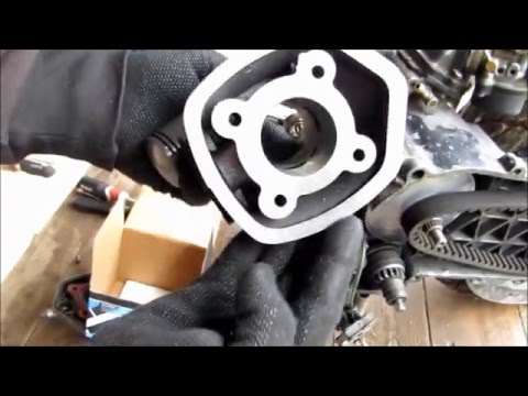 Видео: замена поршневой на скутере 2т Gilera runner 50cc