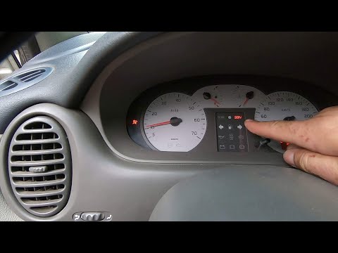 Видео: Горит airbag/serv/магнитола требует код Renault Megane Scenic