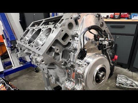 Видео: КАК УСТАНОВИТЬ КОМПЛЕКТ КРЫШКИ ГРМ ДЛЯ ДВИГАТЕЛЯ 6,2 Л LT ПОЗДНЕЙ МОДЕЛИ, МАСЛЯНЫЙ НАСОС KATECH И...