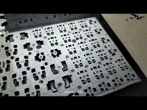 Видео: Замена клавиатуры на ноутбуке asus х550с