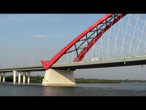 Видео: "Шесть мостов" - экскурсия по р. Обь г. Новосибирск