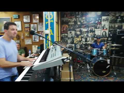 Видео: Johnny Gioeli (Axel Rudi Pell) & BTR - The Line ("Рок Бърлогата" в Силистра) - 29.07.22