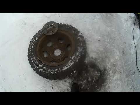 Видео: Тракторный прицеп. Установка колес от Газ 52. Modernization of a tractor trailer.