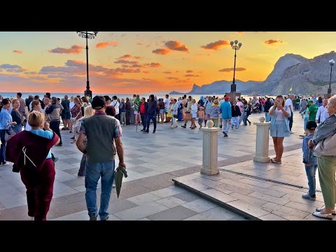 Видео: Судак - День города. Масштаб поражает! Толпы туристов-не протолкнуться!