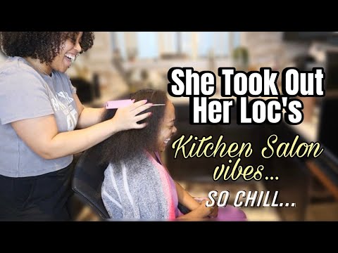 Видео: Восстановление волос после локонов | Восстановление поврежденных локонов | День мытья для увлажне...