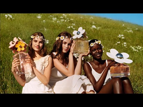 Видео: Парфюм DAISY Marc Jacobs или ЧТО ЭТО ЗА ХРЕНЬ ТАКАЯ и КАК ЖЕ ТАК?!?