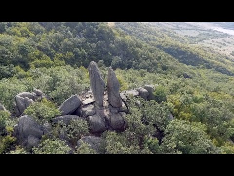 Видео: Мегалитните паметници в Сърнена Средна гора