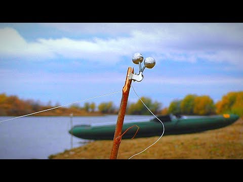 Видео: Рыбалка на закидушки с ночёвкой. Сазан клюет на макуху / жмых в ноябре? Проверим! Ловля судака.