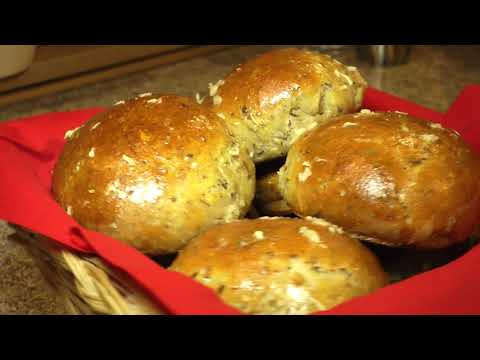 Видео: Чесночные пампушки к борщу