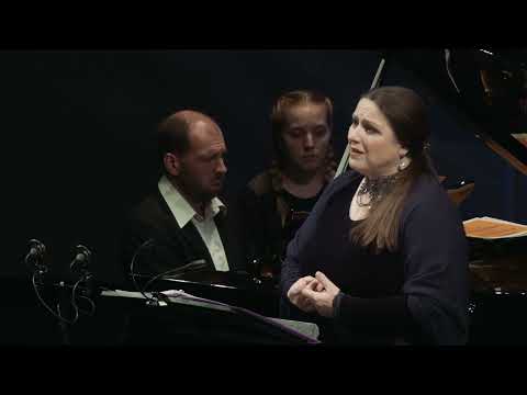 Видео: П.И.Чайковский "Не верь, мой друг", Яна Иванилова, Андрей Коробейников