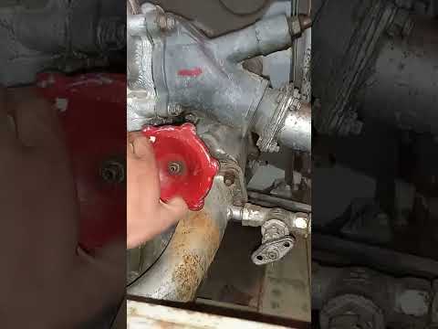 Видео: подача воды из АЦ-40 ЗиЛ-131ПАСЧ-3 по охране ЖГРЭС