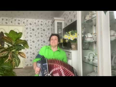 Видео: ‘’ Кружится … кружится лист ‘’ - Людмила Киселева .