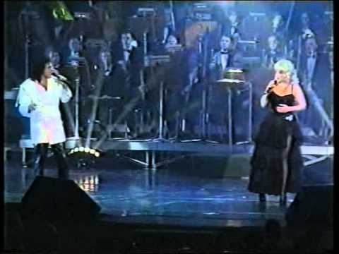Видео: Ирина Аллегрова и Виктор Чайка "С той далекой ночи" Творческий вечер Чайки