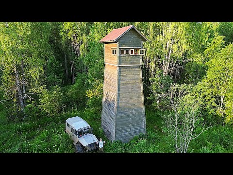 Видео: ОГРОМНАЯ ТАЁЖНАЯ ИЗБА! ЖИВУ НА 4 ЭТАЖЕ В ЛЕСУ! ТАЙГА КОРМИТ! ВЫВОЖУ ТОННЫ МЕТАЛЛА!