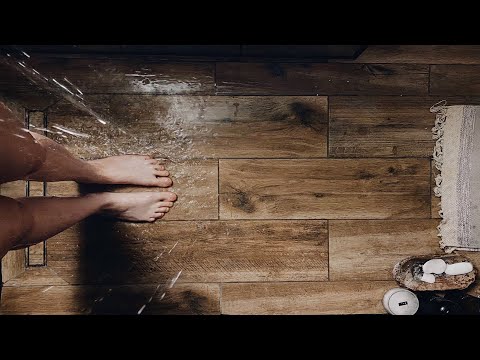 Видео: ТЕМНАЯ ВАННАЯ КОМНАТА (5 М.КВ.)