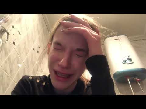 Видео: ВЫСТУПЛЕНИЕ В ТЕАТРЕ/ влог, сижу с бабушкой, подготовка к спектаклю
