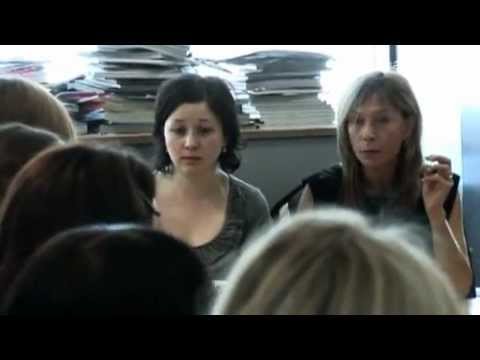 Видео: Летучка в журнале VOGUE