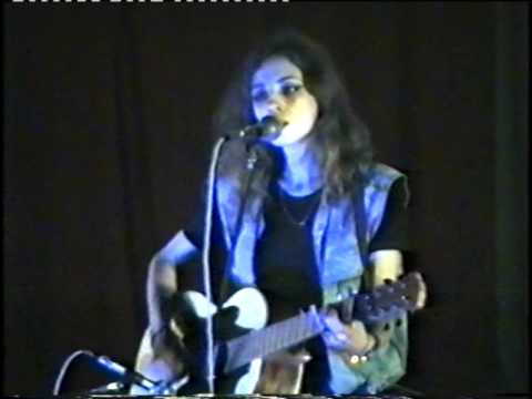 Видео: Арефьева Ольга - Поколение на коленях