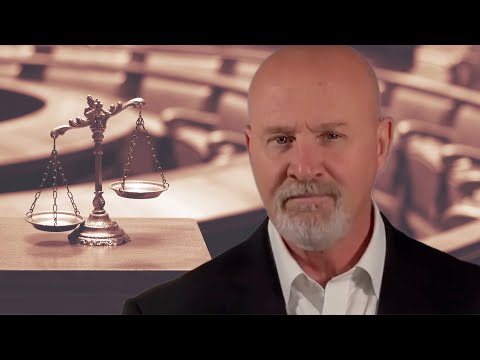 Видео: Федеральные судьи бьют тревогу из-за решения Верховного суда в пользу Трампа по теневому делу