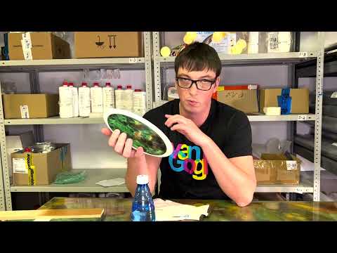 Видео: Эпоксидная смола + ВОДА  ЧАСТЬ 2 | Глянец для эпоксидной смолы |  Защита от царапин